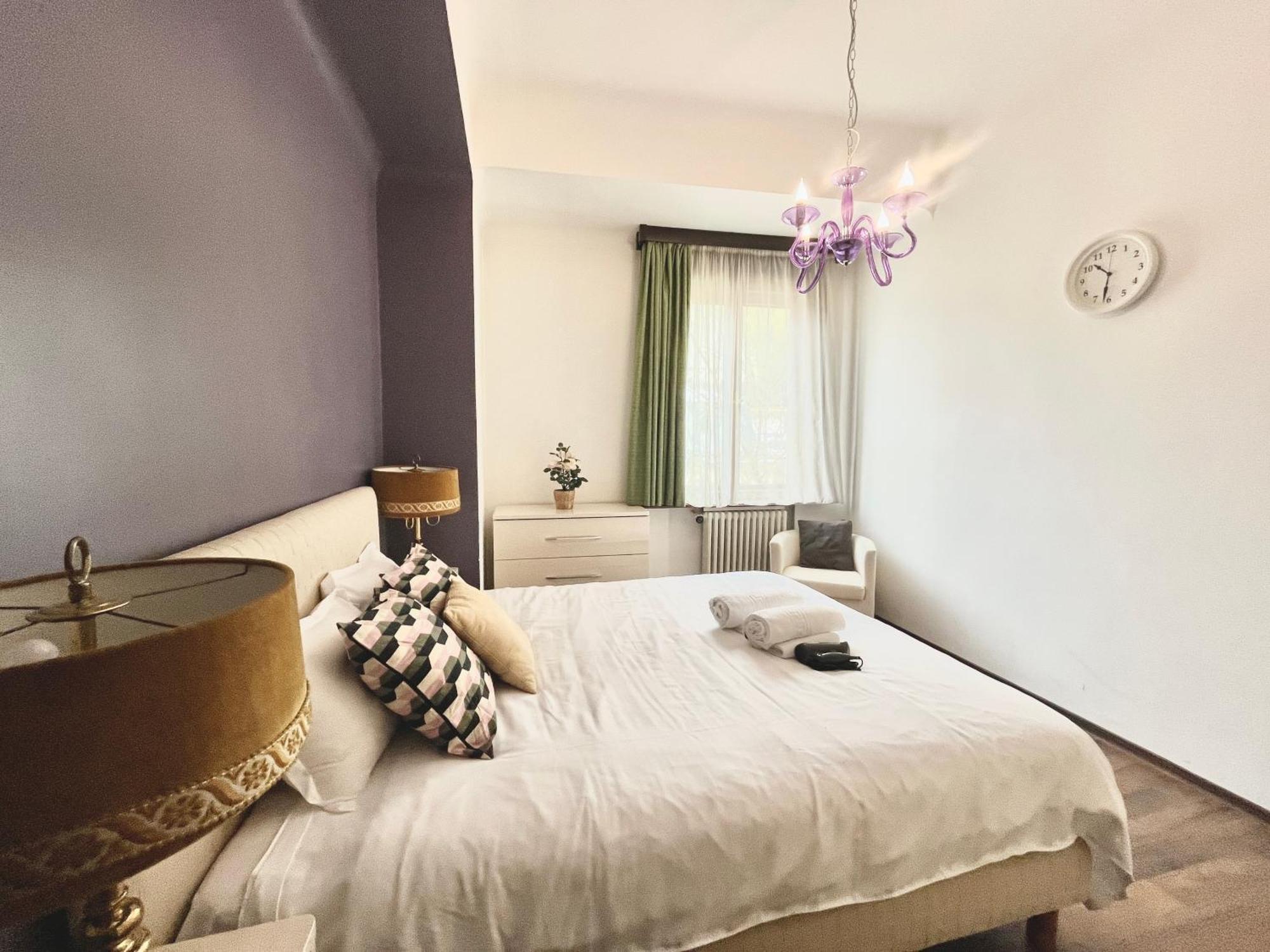 Vibrant Victoriei Apartment Boekarest Buitenkant foto